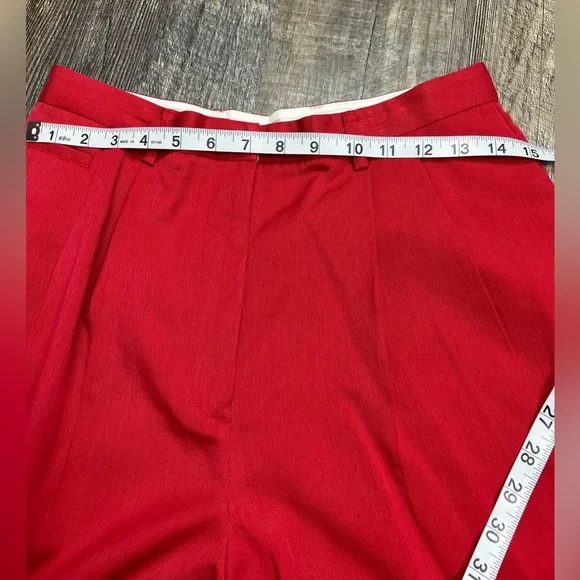 Cutter & Buck Women Bermuda Pleated High Rise Red Dress Shorts Size 8 - Picture 7 of 10
